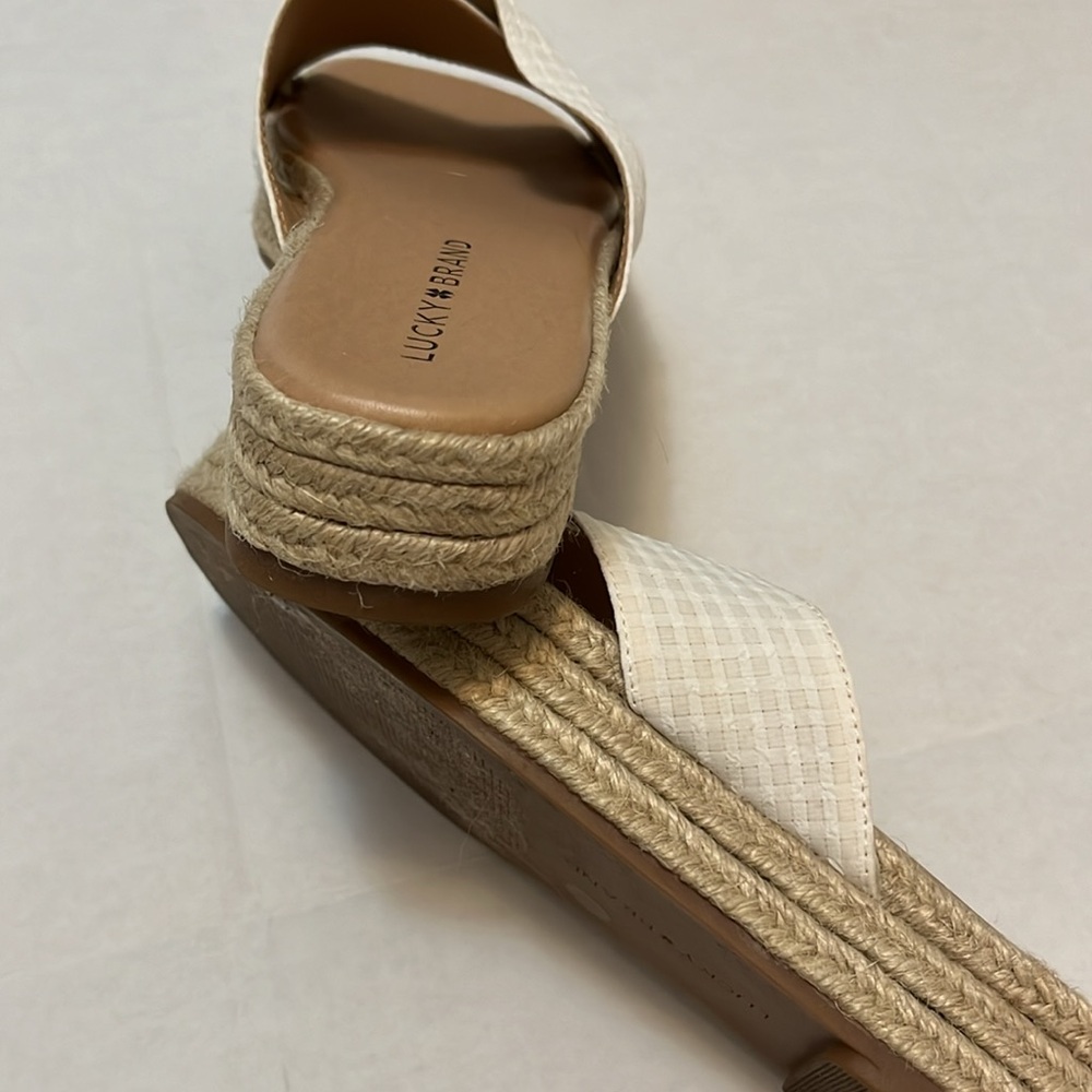 Lucky Brand Gayte White Slide Sandals size 6.5 - Picture 4 of 6
